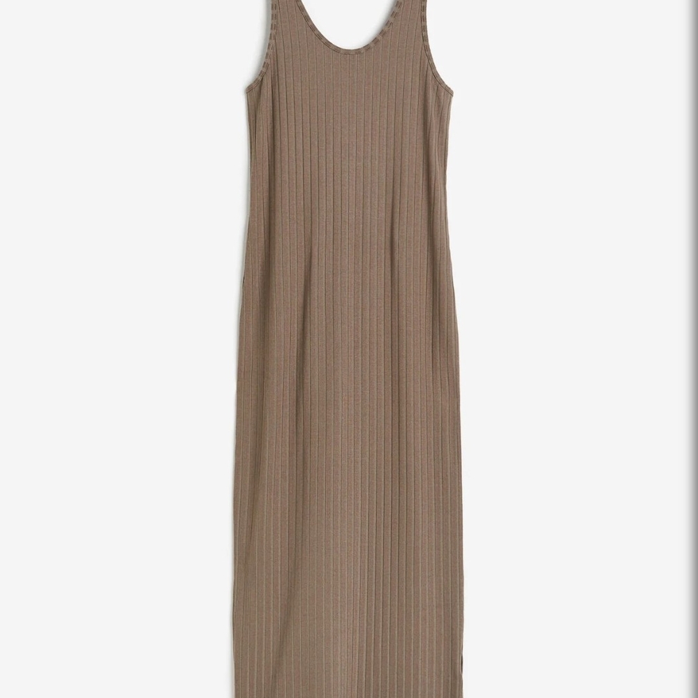 H&M Brown Ribbed Pleated Maxi Dress